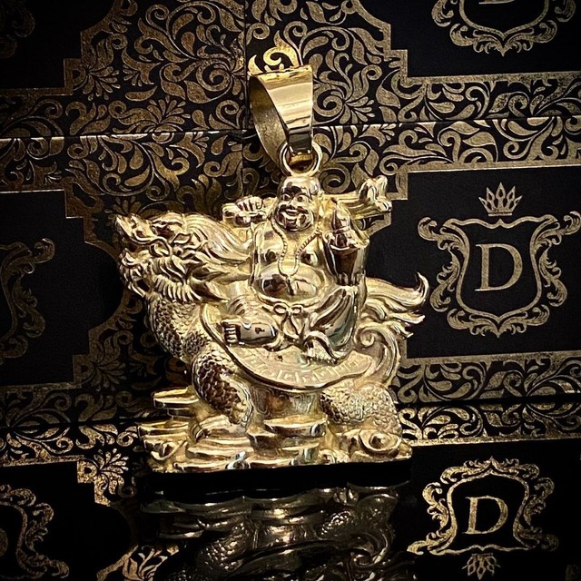 Pingente em Ouro 18K 60 gramas - Foto 2