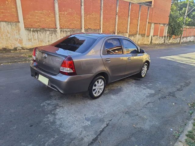 Etios sedan 1.5 X plus  - Foto 7