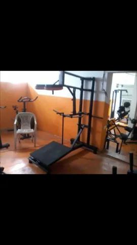 Agachamento articulado 3 em 1