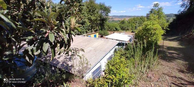 Bela chácara com 2hc, pertinho da cidade, com casa de 3 dormitórios. - Foto 7