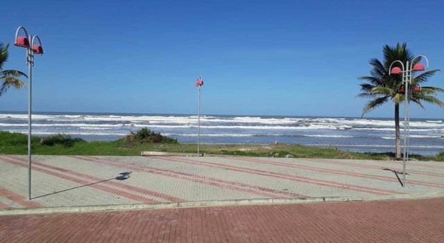 Casa frente ao mar com piscina. - Foto 10