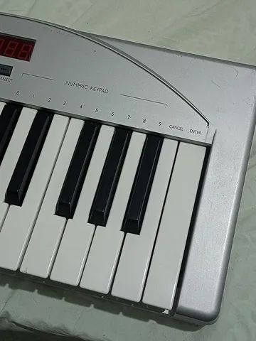 Teclado Midi Michael KCM 600 - Foto 5