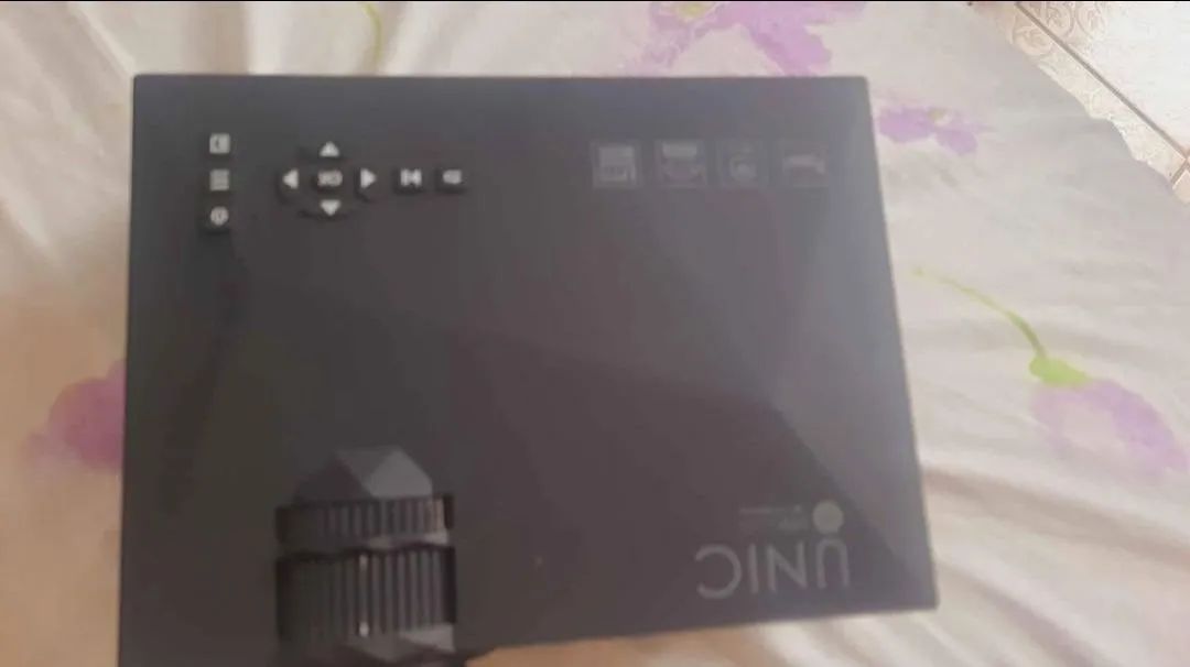 Mini projetor Led 1200 lumens - Foto 6