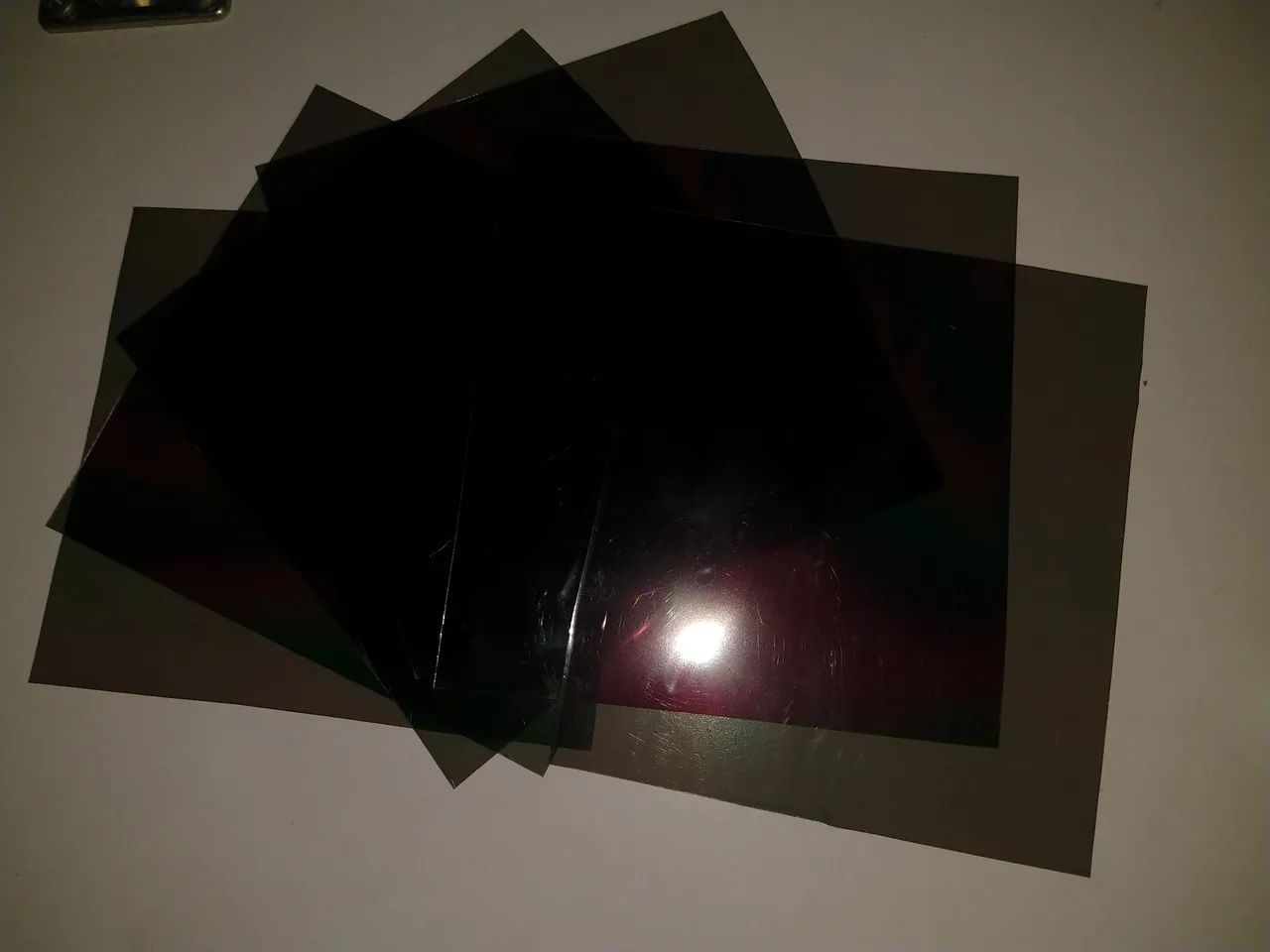 Película polarizadora tamanho 10x10 cm e 15x15cm