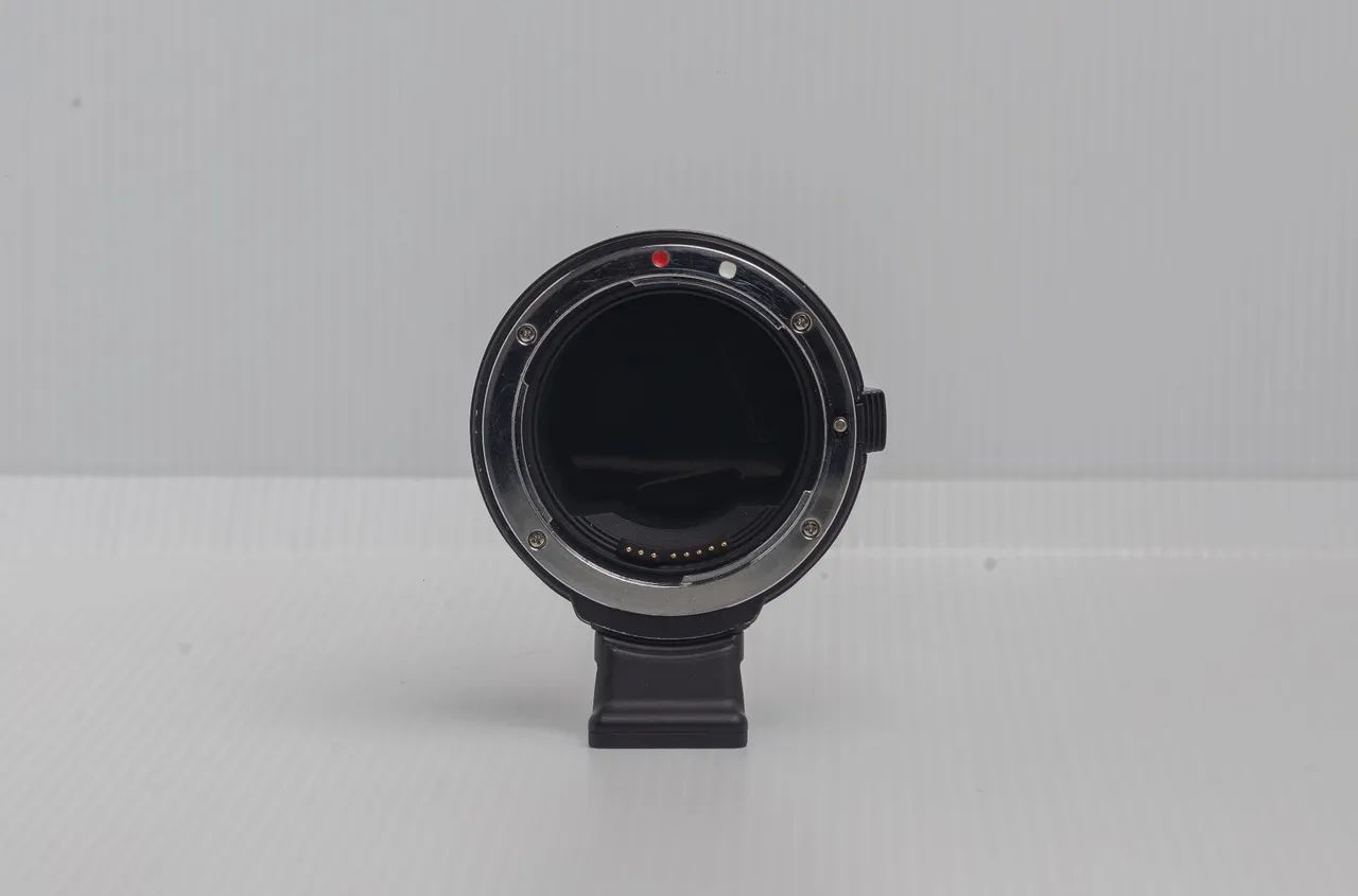 Adaptador de Foco Automático EF-EOS R Ommlite - Foto 2