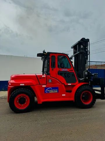 Locação de Empilhadeira Cabinada 10T-Diesel 