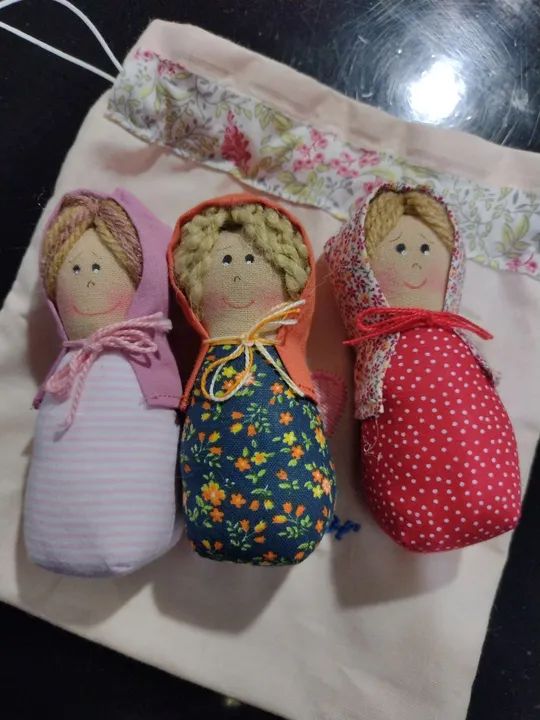 3 Bonequinhas Artesanais lindas!