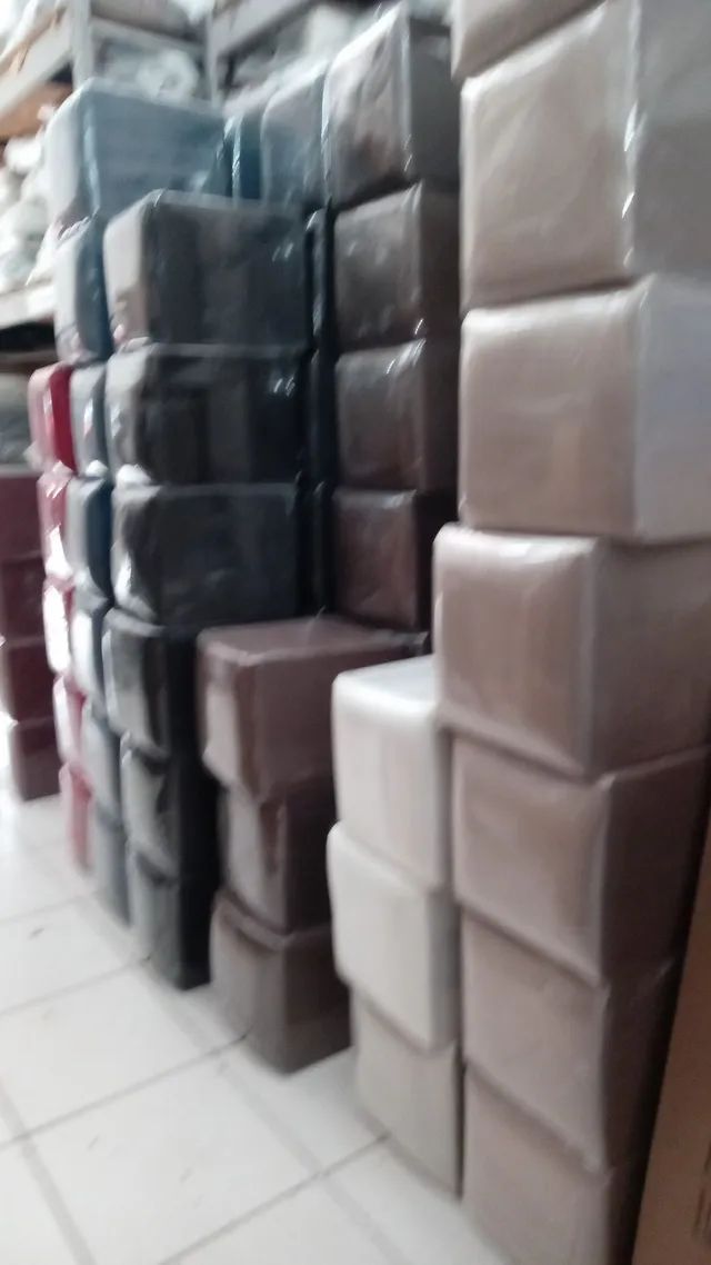 Conjunto de 4 puffs 35 x 35 x 45 suede frete gratis - Foto 3