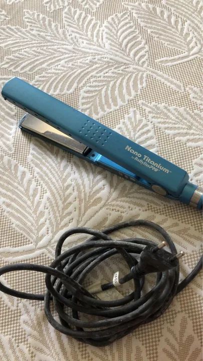 Prancha de cabelo Babyliss Pro Nano Titanium