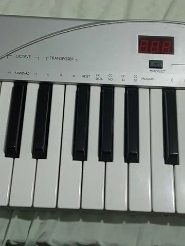 Teclado Midi Michael KCM 600 - Foto 4