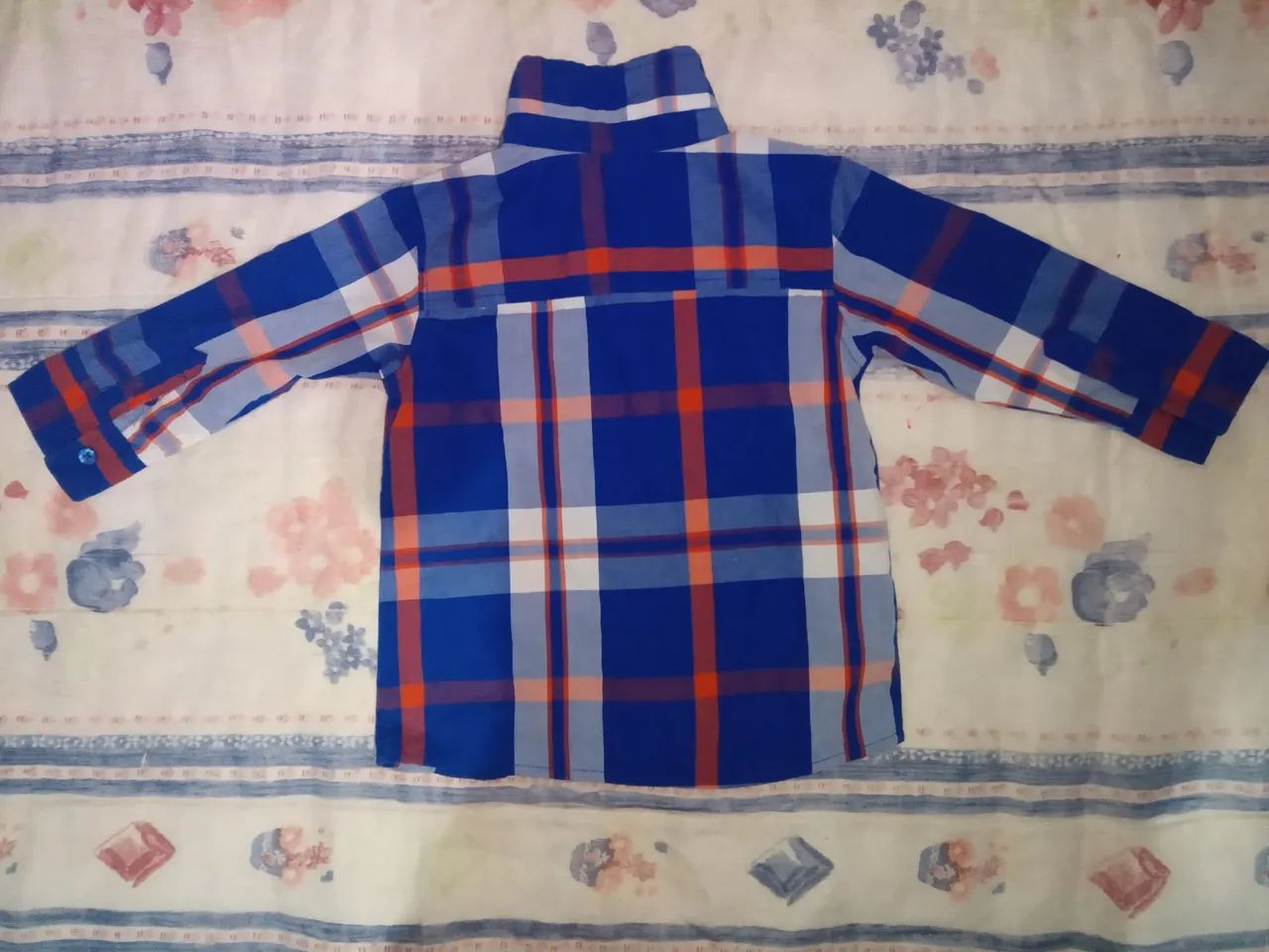 Camisa xadrez infantil azul e laranja - Foto 3