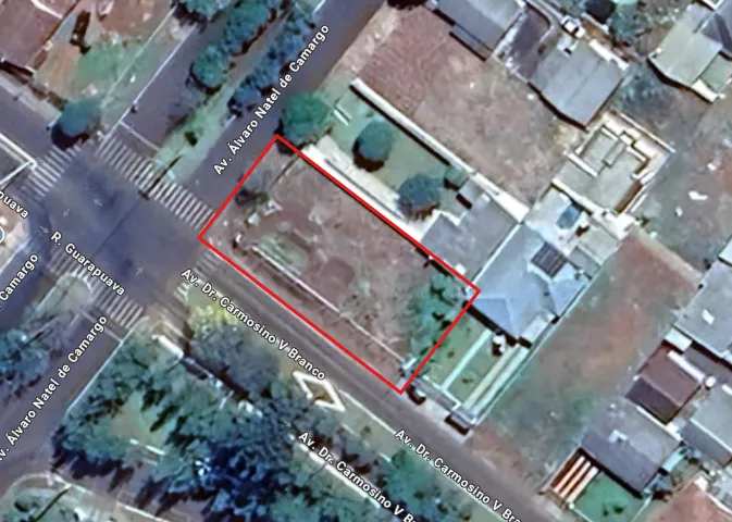 Excelente terreno de esquina com 630m² em Laranjeiras do Sul/PR - Bairro Cristo Rei