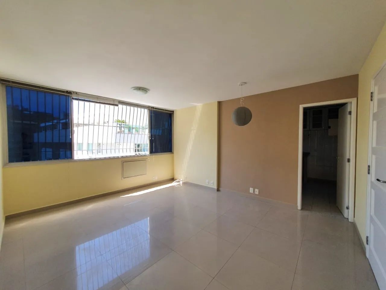 Imóvel para aluguel possui 70 metros quadrados com 2 quartos em Icaraí - Niterói - RJ - Foto 3