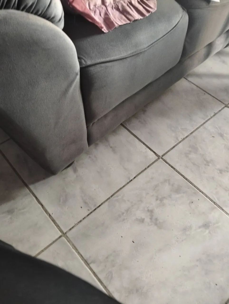 Almofada Rosa com Detalhes Charmosos