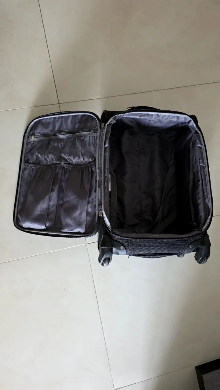 Mala Samsonite tamanho pequeno64314281449858122