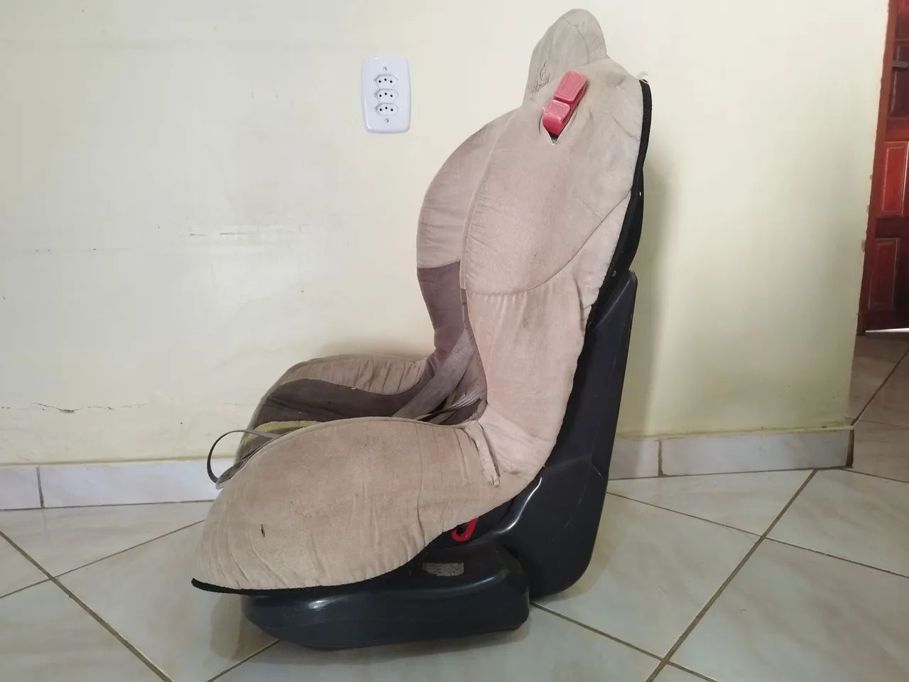 Cadeirinha para bebê  (vender rápido) 