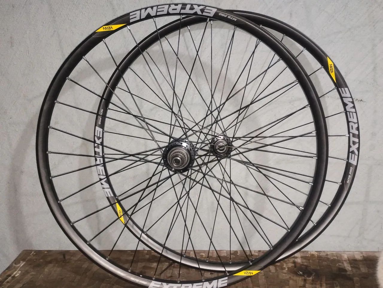 Rodas  Vzan Extreme Pro ,cubos micro spline 410 Shimano 148mm - Foto 5