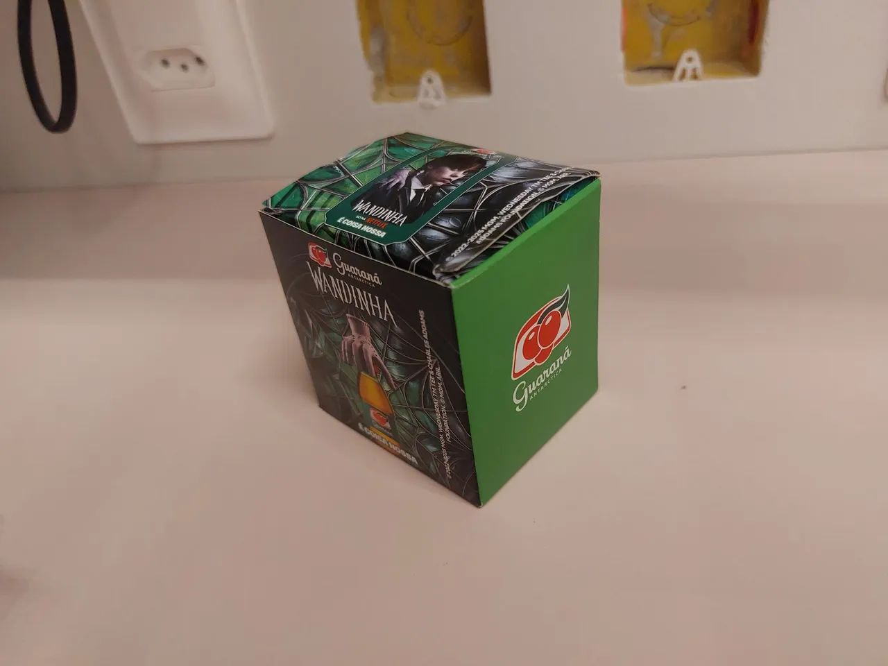 Mãozinha Wandinha Guaraná  - Foto 3