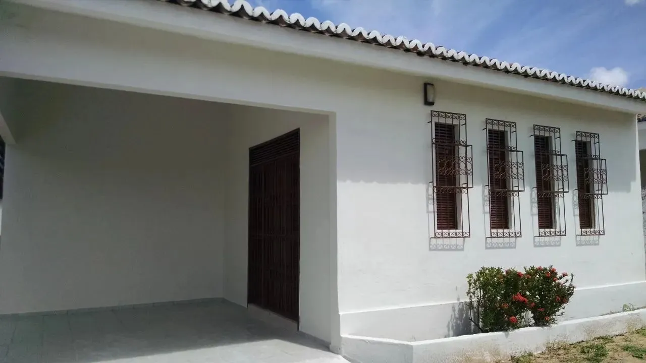 ALUGO CASA NO BAIRRO DE NEÓPOLIS EM ÓTIMA LOCALIZAÇÃO.