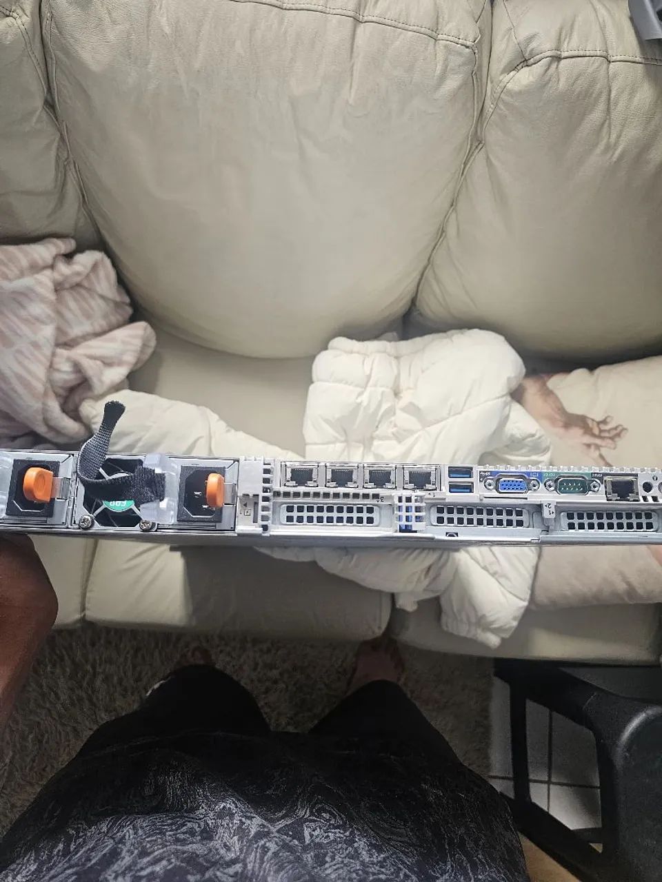 Servidor Dell PowerEdge R330 - Xeon E3, 32GB RAM, 4 SSDs - Pronto para uso - Foto 4