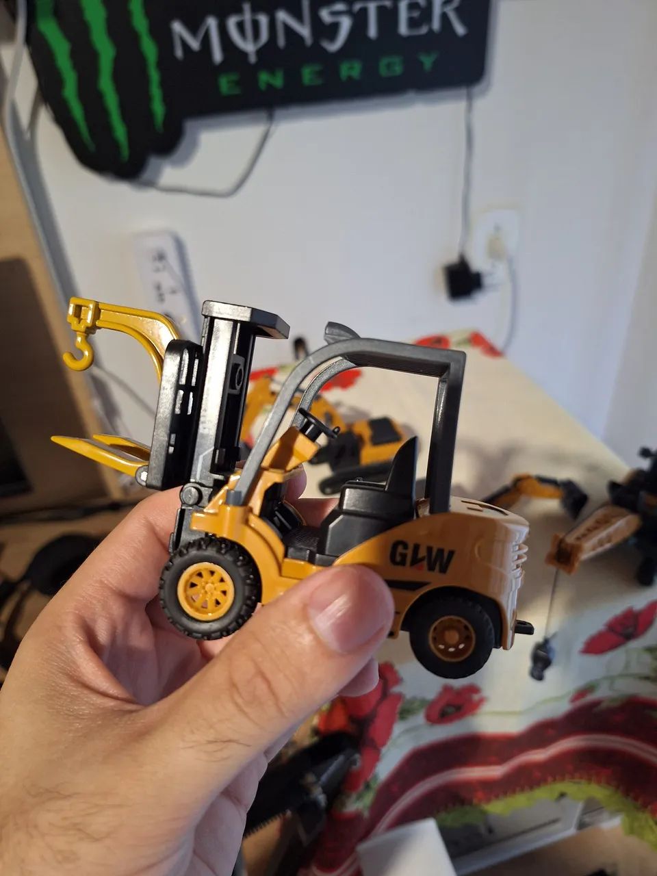 Kit 4 miniatura carrinho construção  - Foto 2