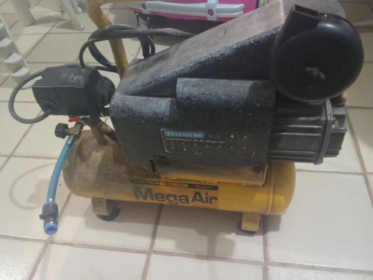 Compressor de ar Mega Air Ferrari 180L/min