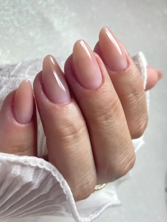 Aplicação alongamento de unha  - Foto 3