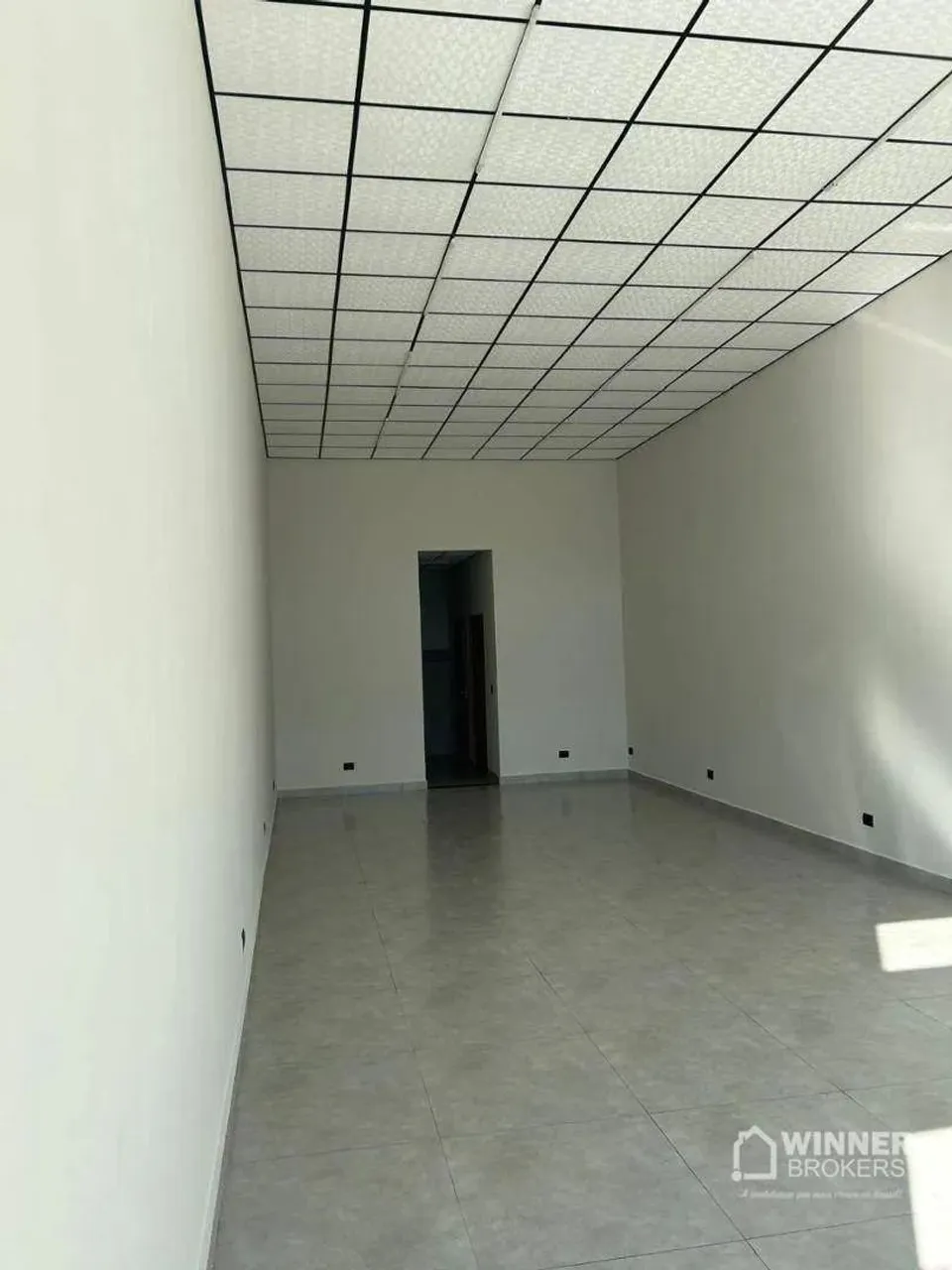 Sala para alugar, 70 m² por R$ 2.800,00/mês - Barra Funda - Apucarana/PR