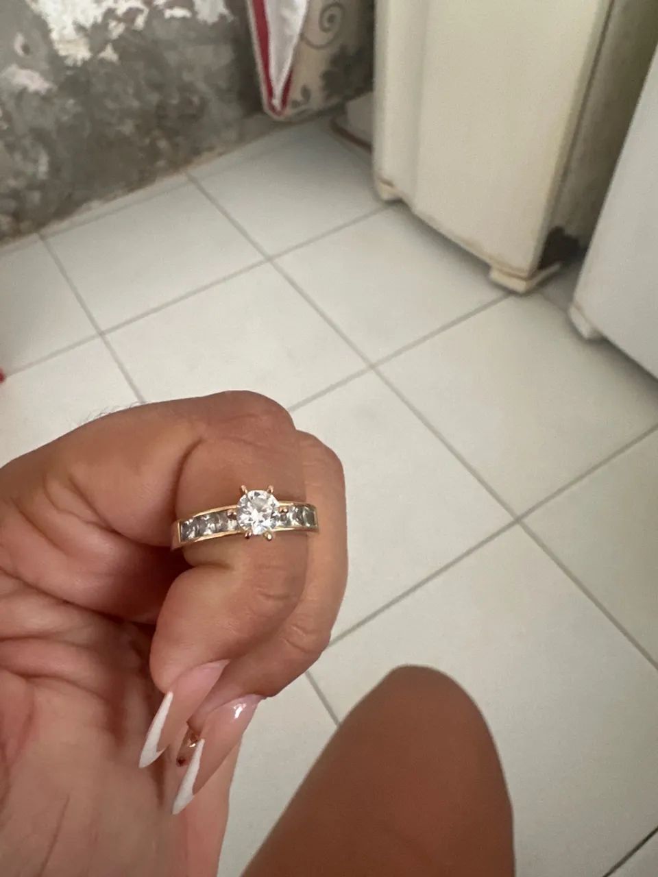 Anel Solitário com Pedra