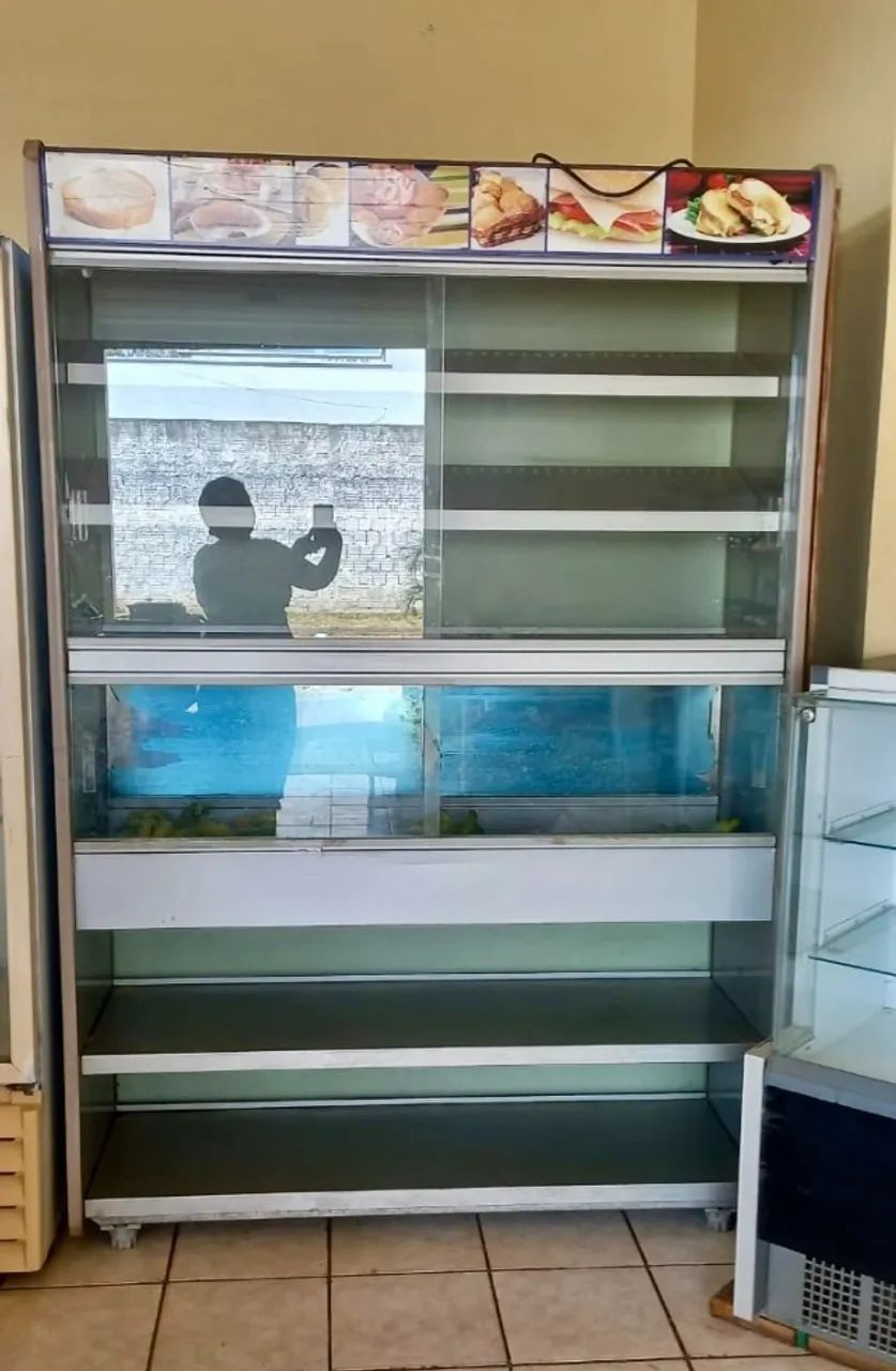 Balcão expositor de pães - mercearia/supermercado