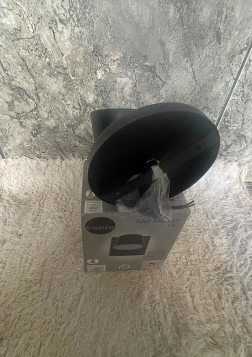 Arandela de sobrepor, Luz amarela. - Foto 6