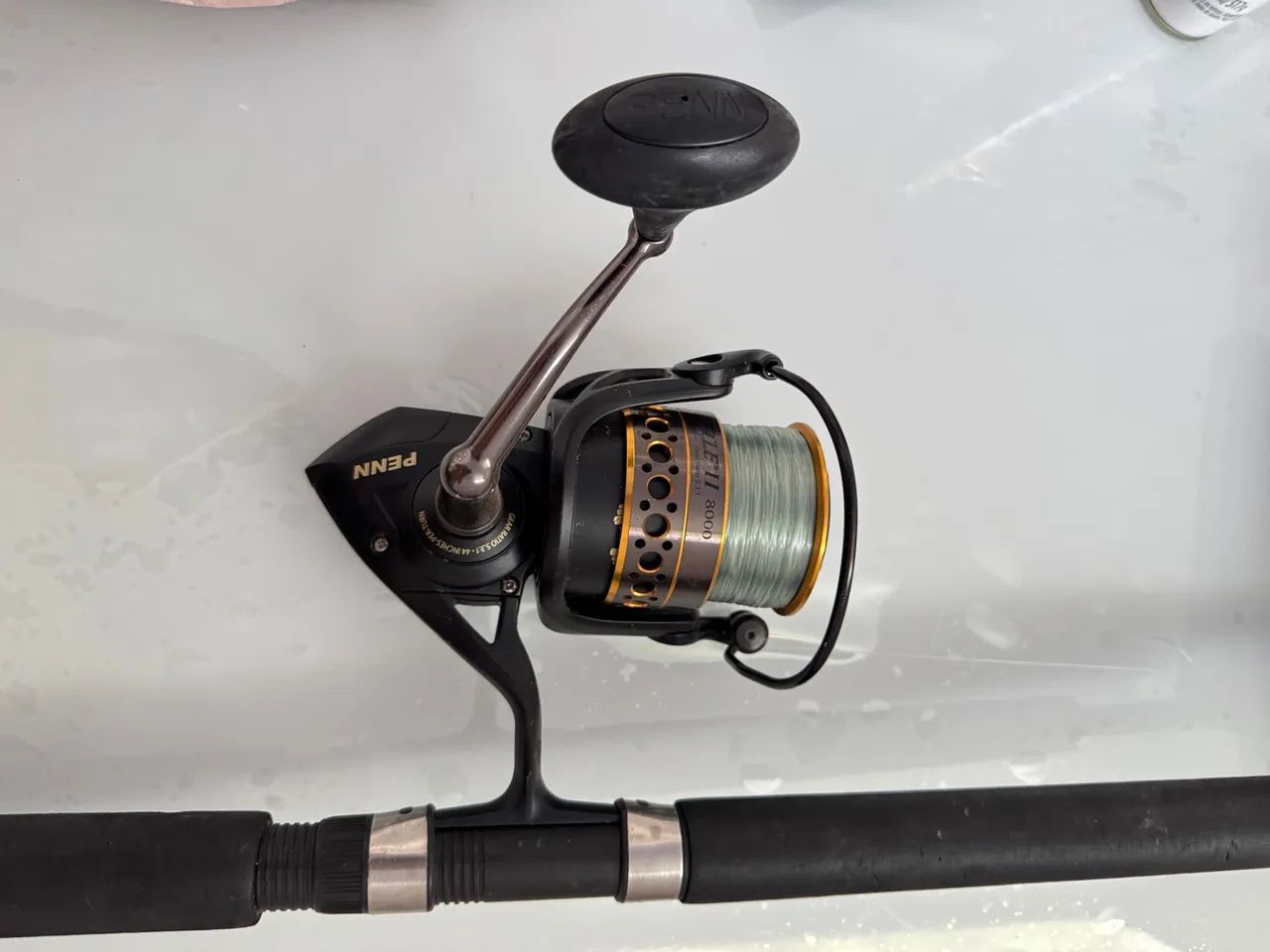 Molinete PENN BATTLE II 8000