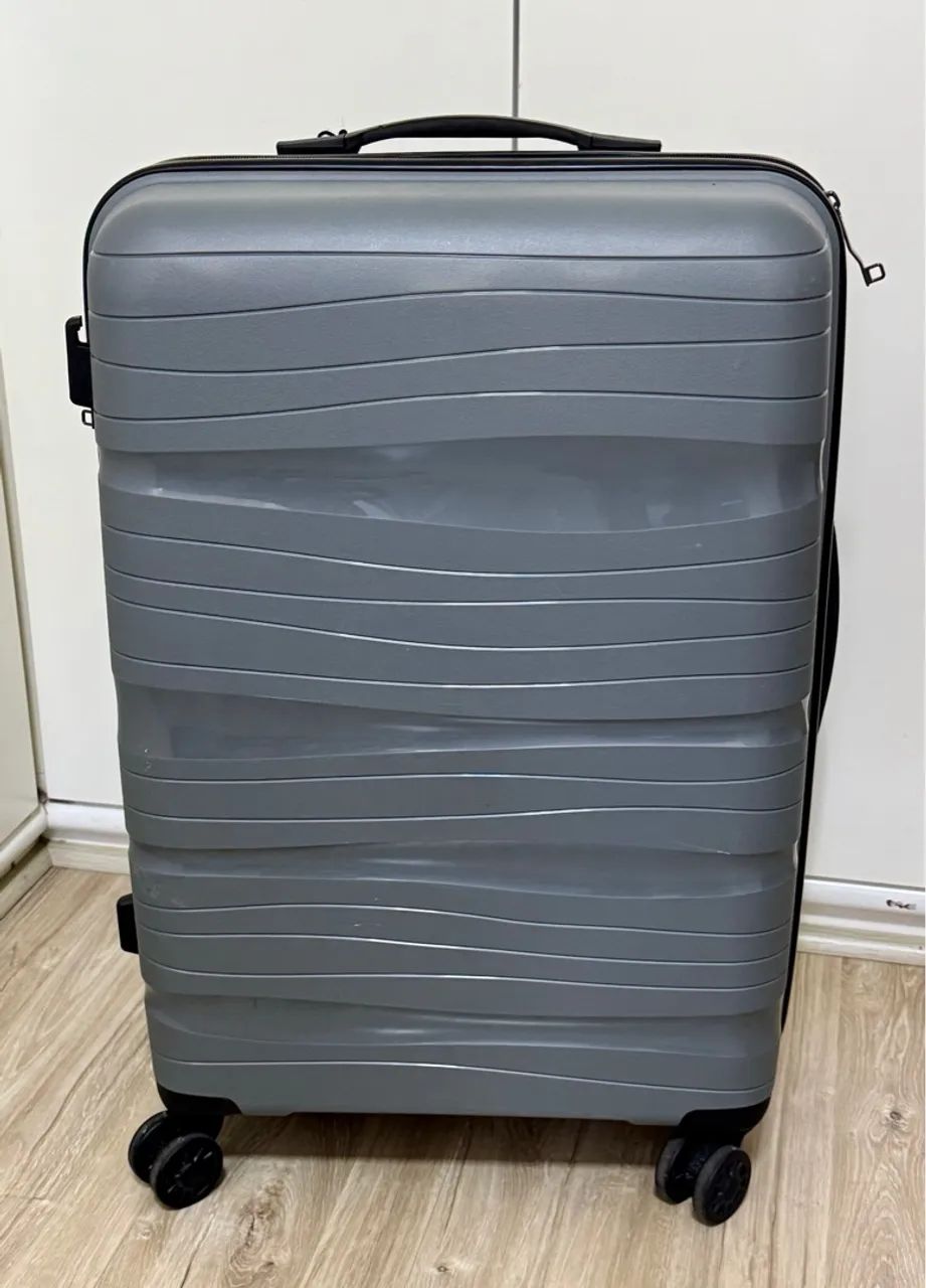 Mala Média 23kg Polipropileno Rodas 360° Mônaco tipo Le Postiche NOVA!