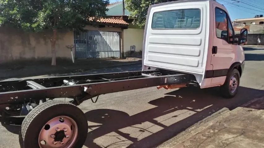 Iveco Daily  2017 no chassi  - Foto 4