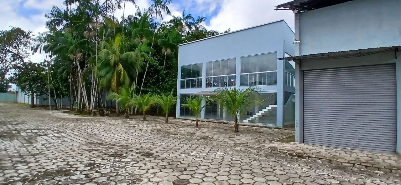 2 Galpõoes e escritório com uma área total de 3.920 m² 1 com câmara fria . - Foto 4