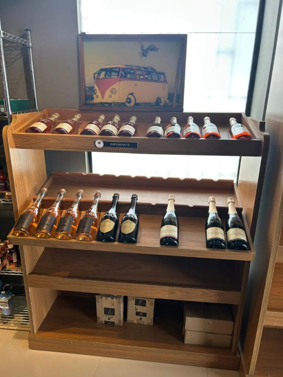 Expositor para vinhos 36 garrfas