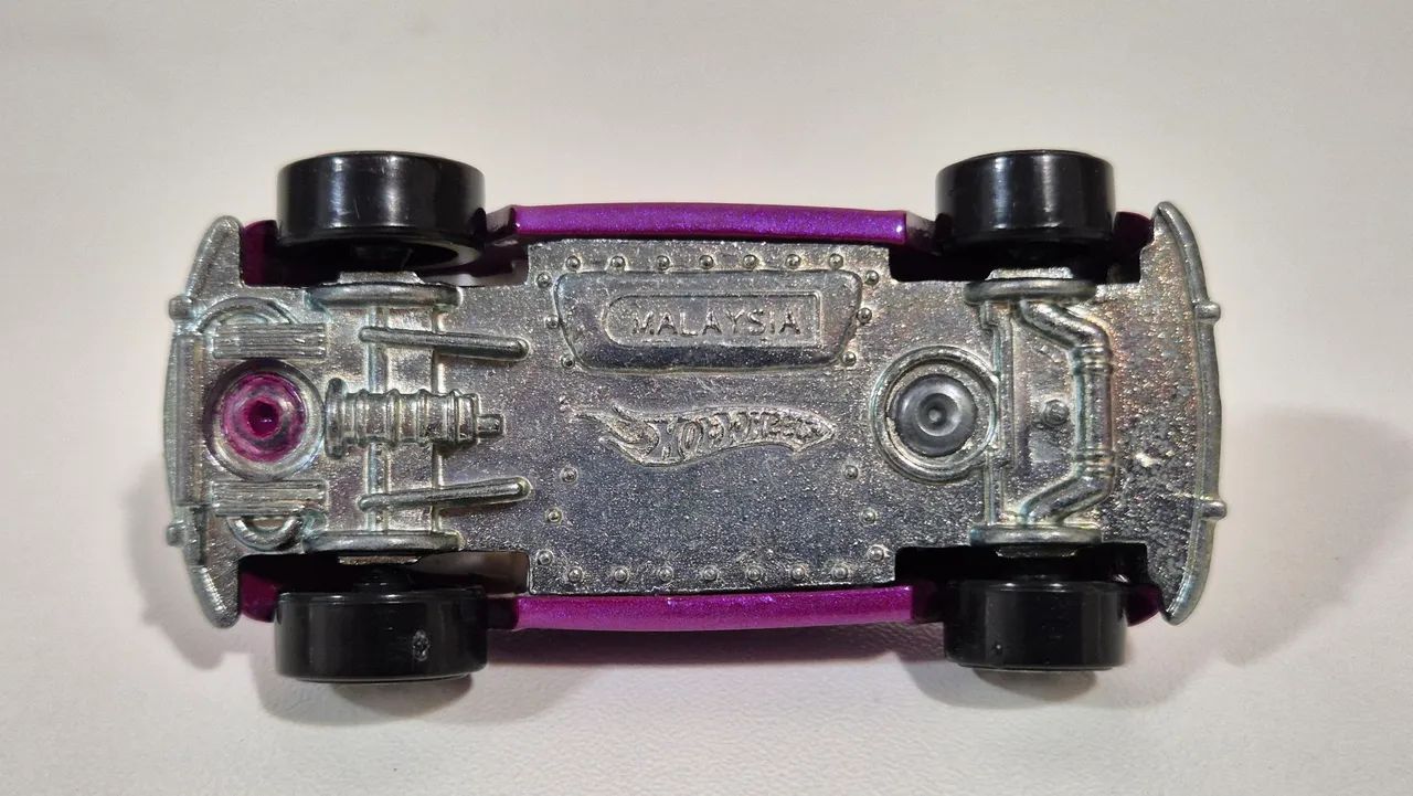 Hot Wheels Volkswagen Beetle Exclusivo Car Crusher Playset  - Foto 6