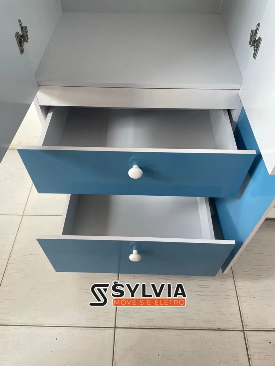 ROUPEIRO 4 PORTAS E 2 GAVETAS MDF DE PROMOÇÃO  - Foto 4