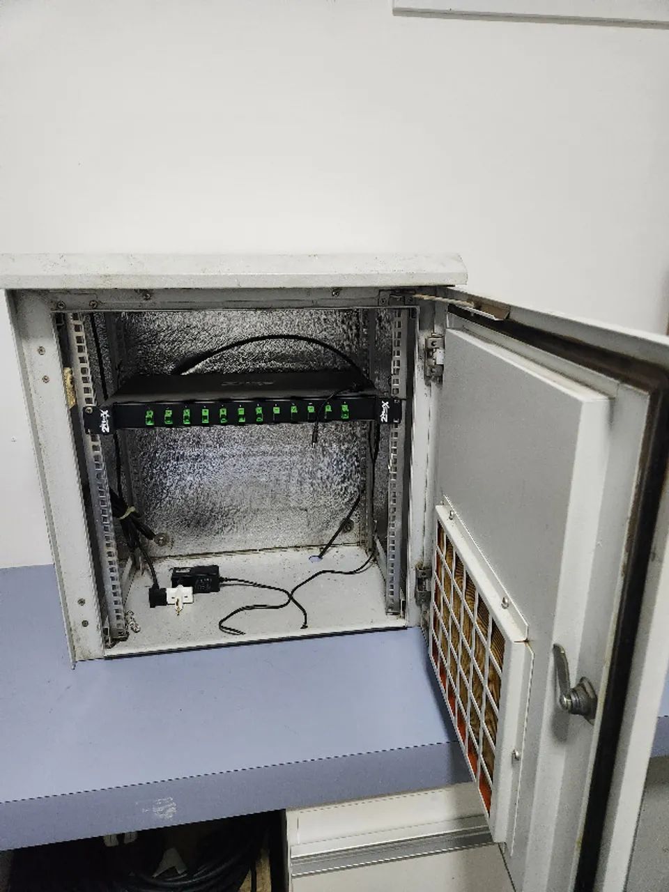Rack telecom outdoor  - Foto 6