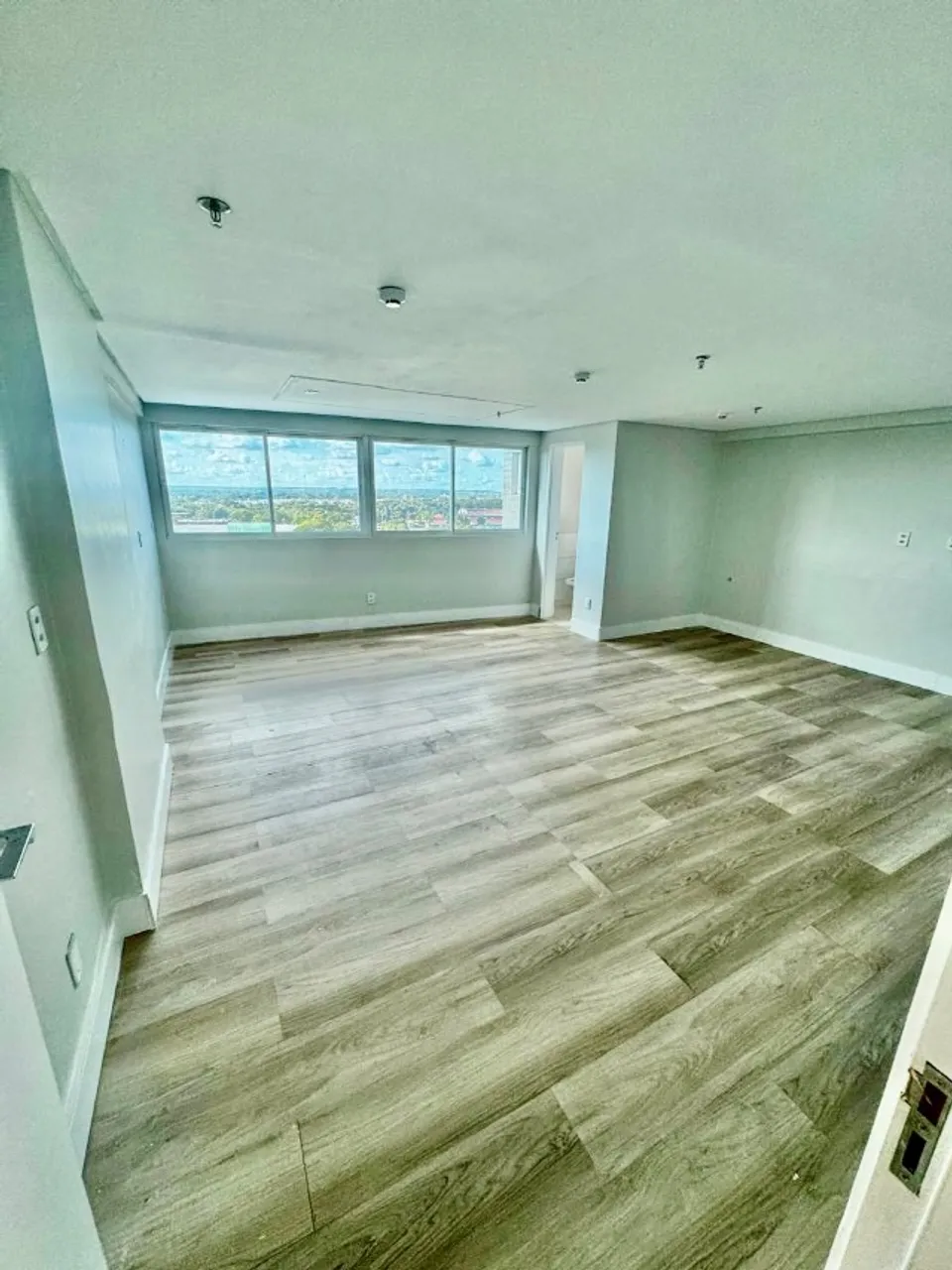 SALA COMERCIAL NO DIAMOND CENTER | TORRE MEDICAL - ANDAR ALTO!