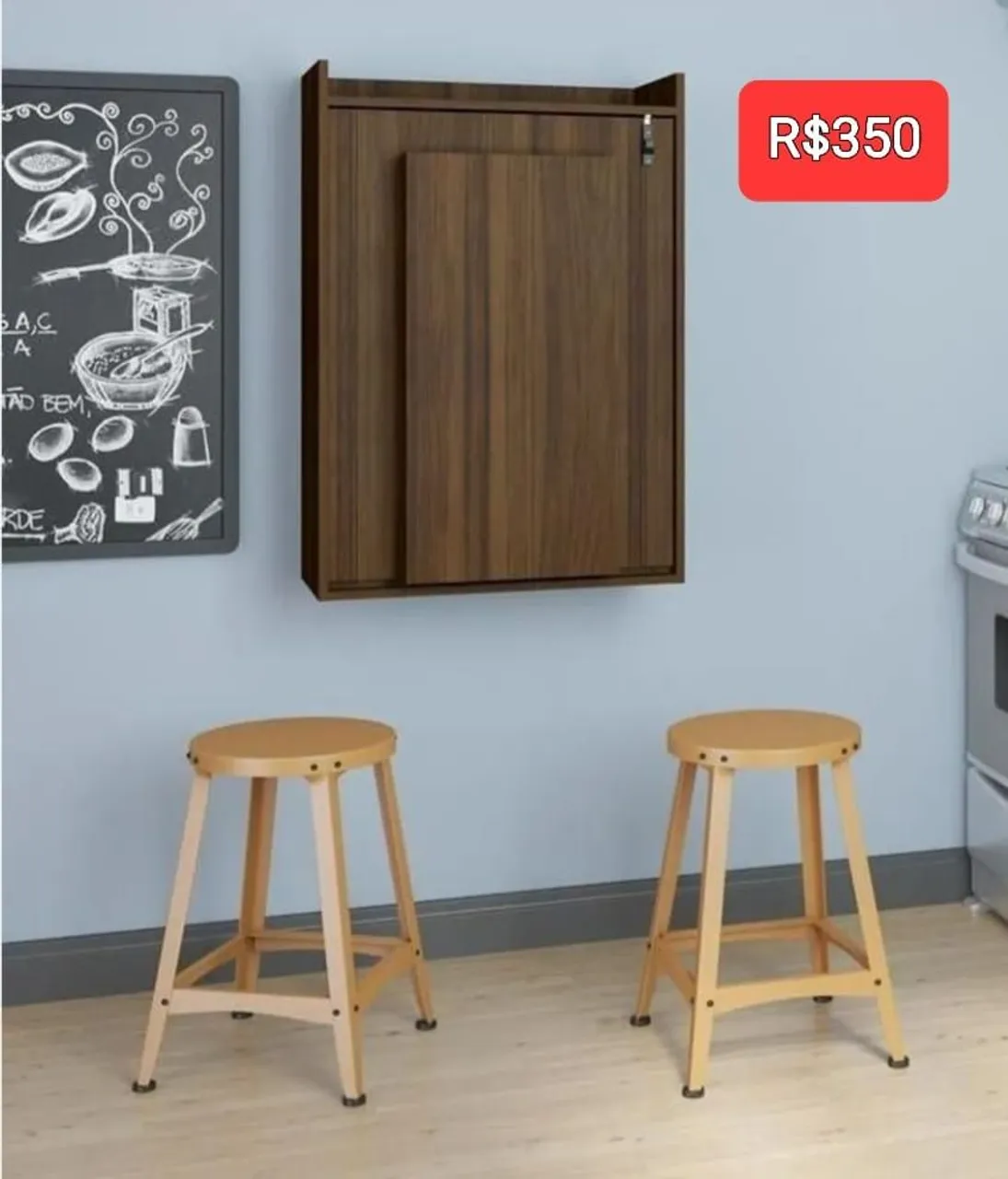 Mesa dobrável de parede e banquetas