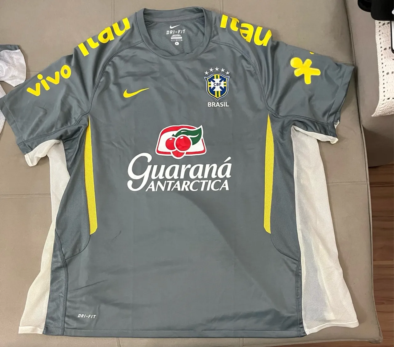 Camisa da seleção do Brasil de 2014