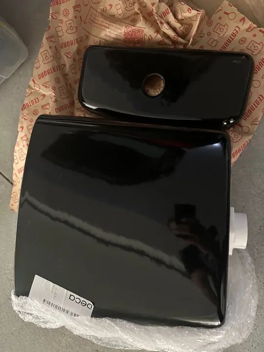 Caixa Acoplada Deca preta para Vaso Sanitário - Foto 2