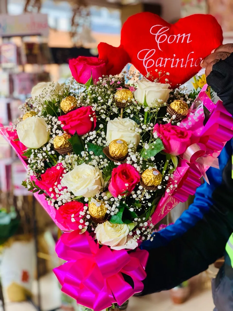 Buquê de flores NAMORADOS entregamos