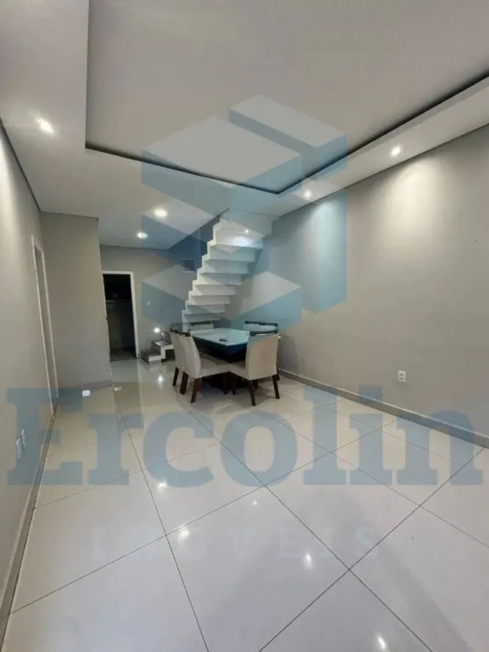 CASA À VENDA JARDIM SANTA BÁRBARA EM SOROCABA - SP