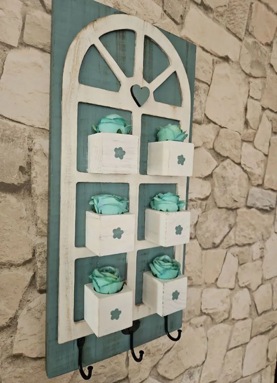 Placa decorativa com ganchos - Foto 4