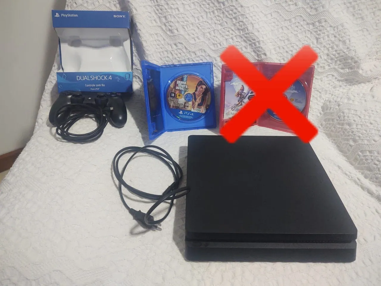 PS4 slim 1TB com controle e jogos (possui nota fiscal)
