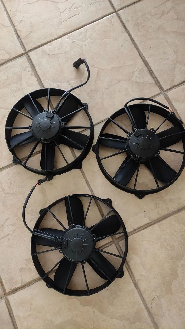 Motor condensador ar condicionado valeo 24v  - Foto 4