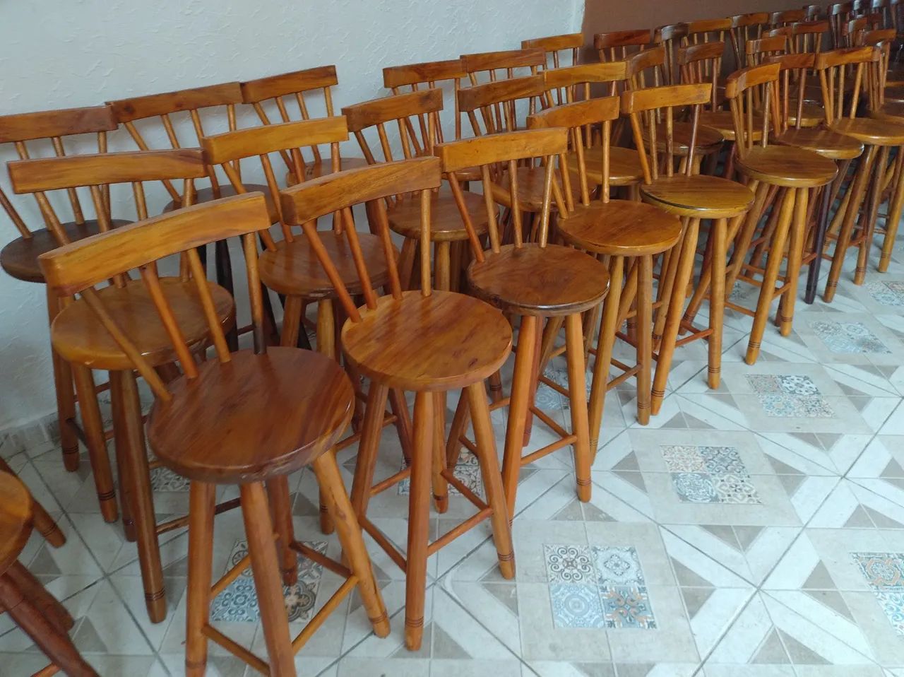 Banqueta madeira maciça peroba - Foto 2