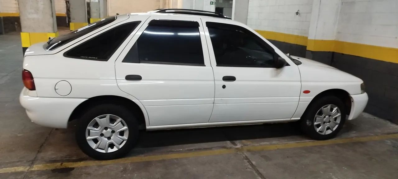 Escort 2002 zetec rocan 1.6